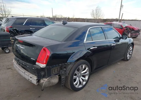 2019 Chrysler 300 Limited z USA, uszkodzony, nr VIN 2C3CCAEGXKH528244